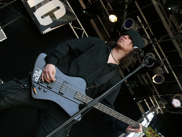 Mono Inc.