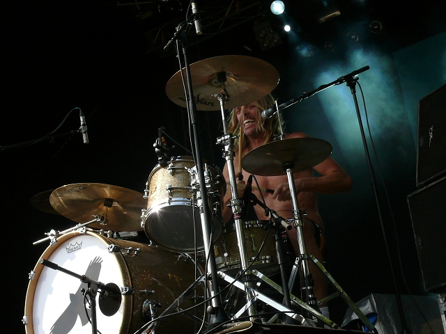 Taylor Hawkins & The Coattail Riders