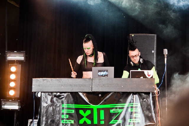 Ext!ze