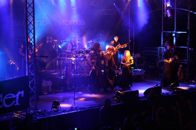 Saltatio Mortis, Feuerschwanz und Doro Pesch