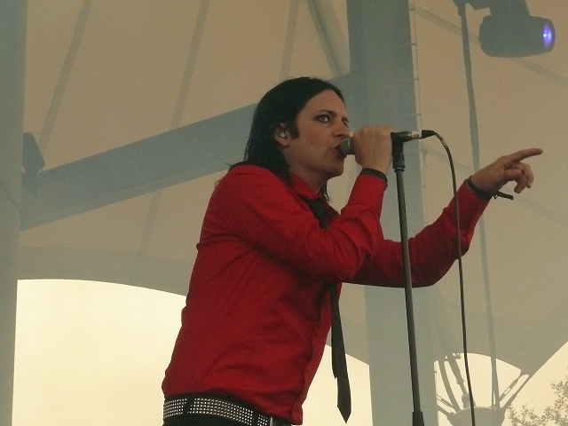 Apoptygma Berzerk