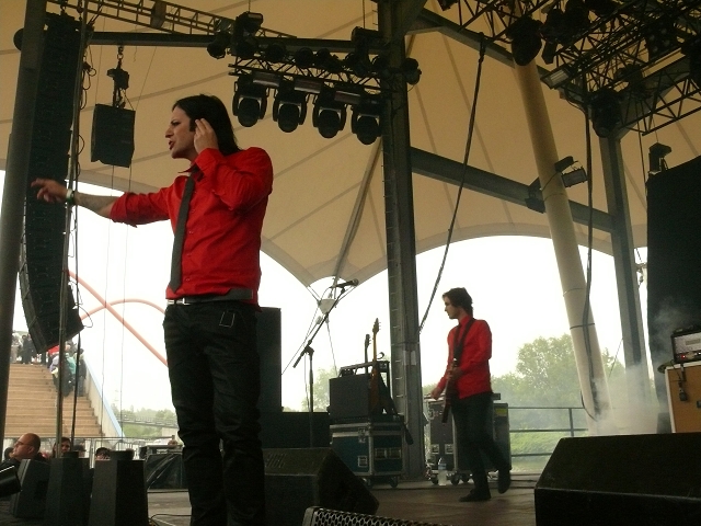 Apoptygma Berzerk