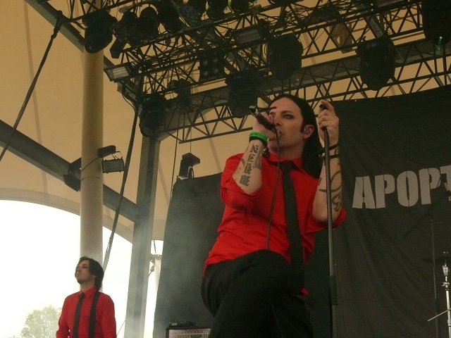 Apoptygma Berzerk