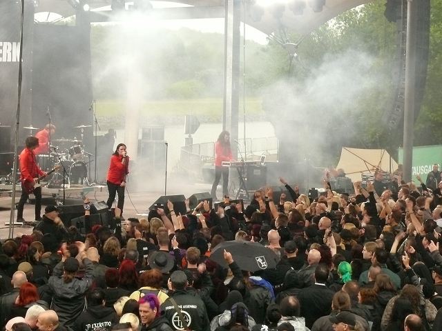 Apoptygma Berzerk