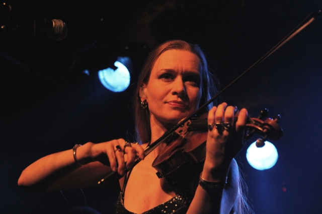 Ally the Fiddle