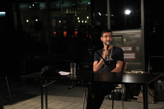 Poetry Slam mit zwei Seiten
