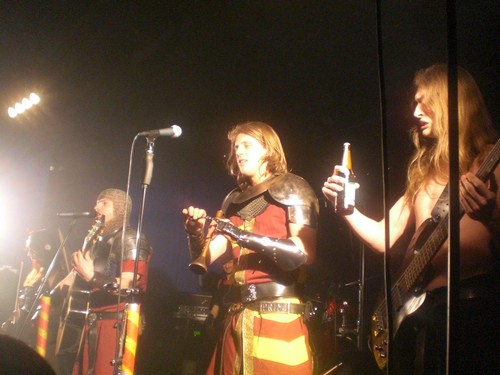 Support: Feuerschwanz