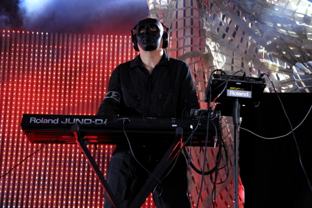 Front 242