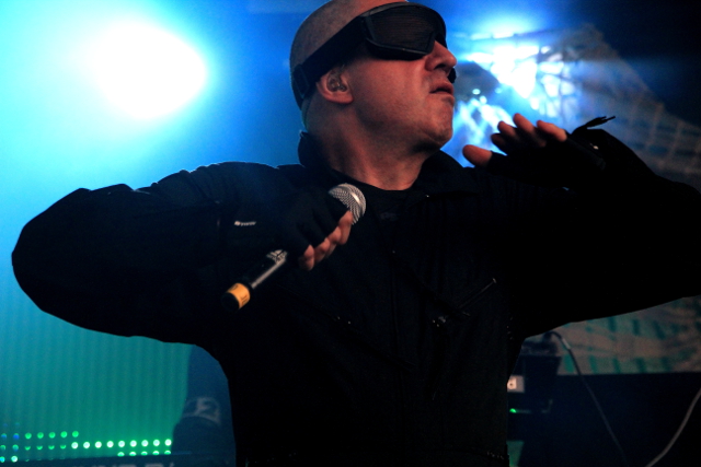 Front 242