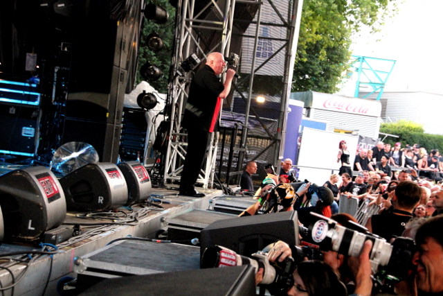 VNV Nation