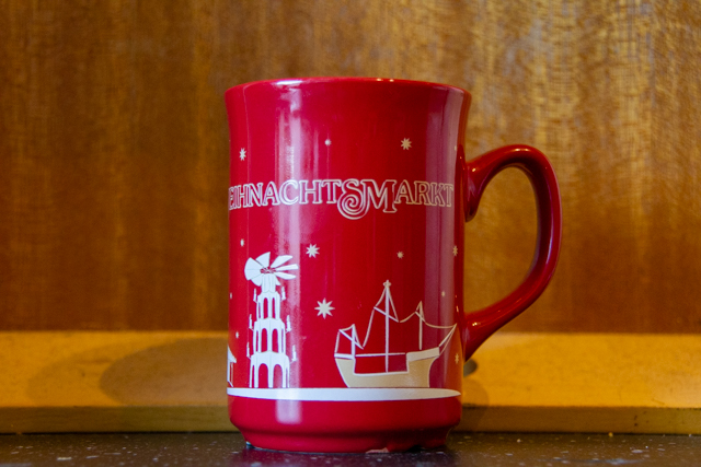 Tasse vom Duisburger Weihnachtsmarkt