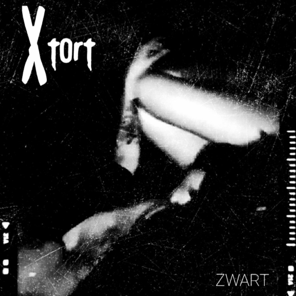 Xtort: Zwart