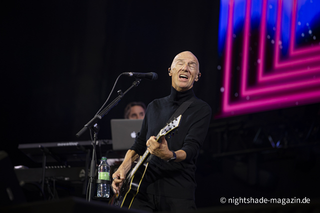 Midge Ure