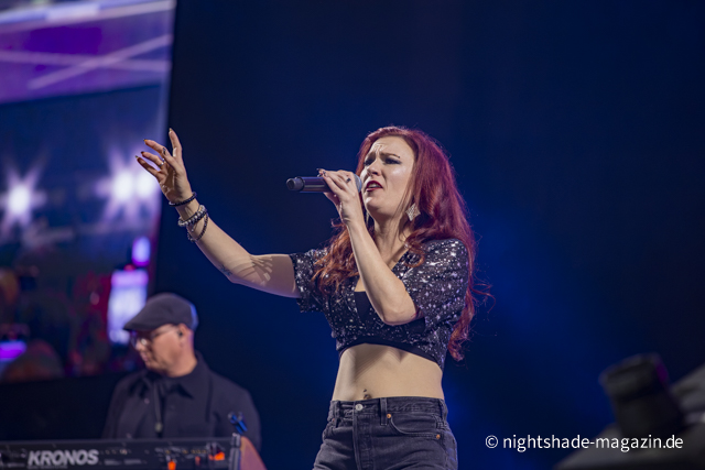 Starship feat. Mickey Thomas