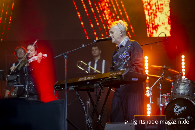 Howard Jones