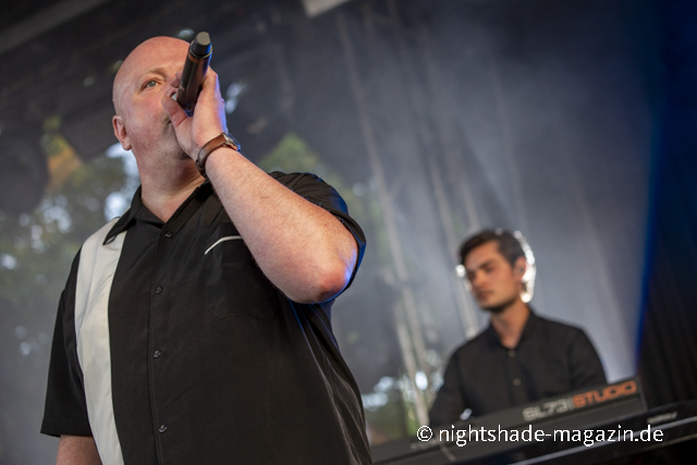 VNV Nation