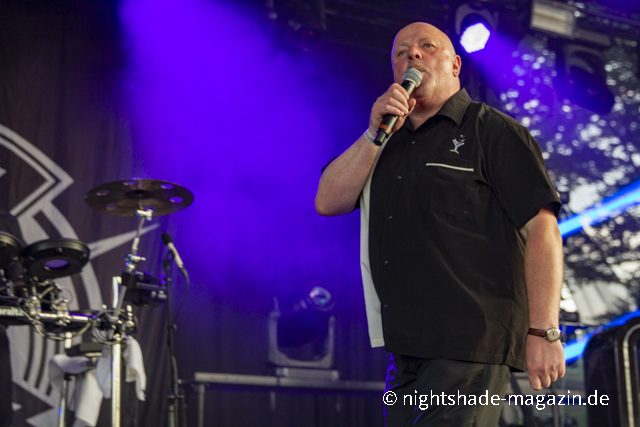 VNV Nation