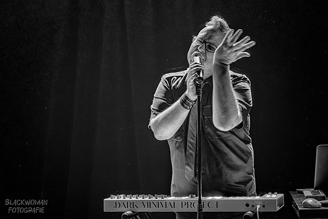 Dark Minimal Project