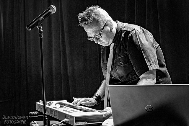 Dark Minimal Project