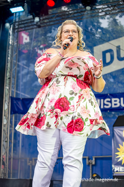 Janine MarX