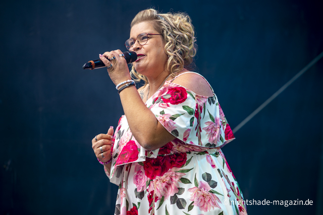 Janine MarX