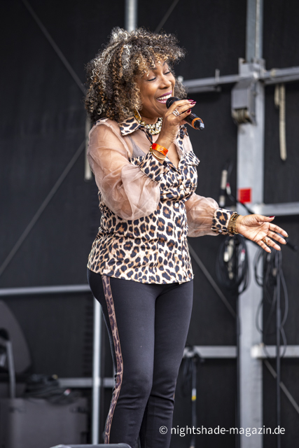 Shirley Brug