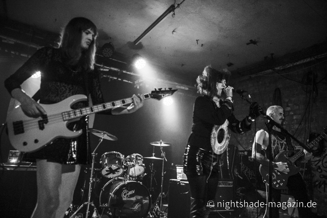 Elvira & The Bats