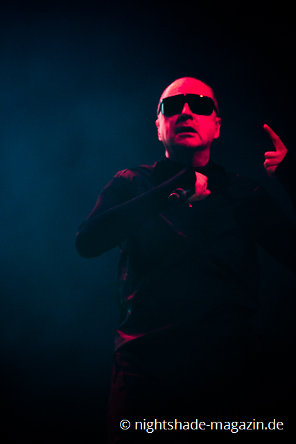 Front 242