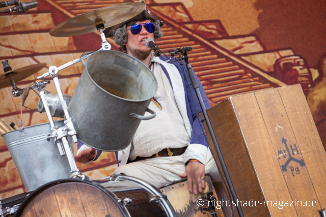 Folkfield Festival 2022 - Mr Hurley und die Pulveraffen