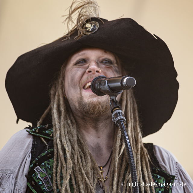 Folkfield Festival 2025 - Mr Hurley und die Pulveraffen