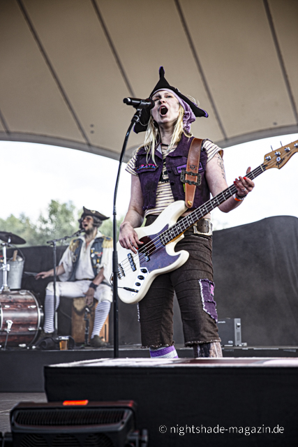 Mr. Hurley & Die Pulveraffen