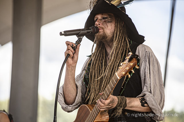 Mr. Hurley & Die Pulveraffen