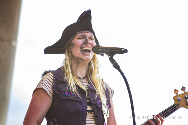 Mr. Hurley & Die Pulveraffen