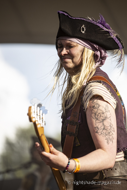 Mr. Hurley & Die Pulveraffen