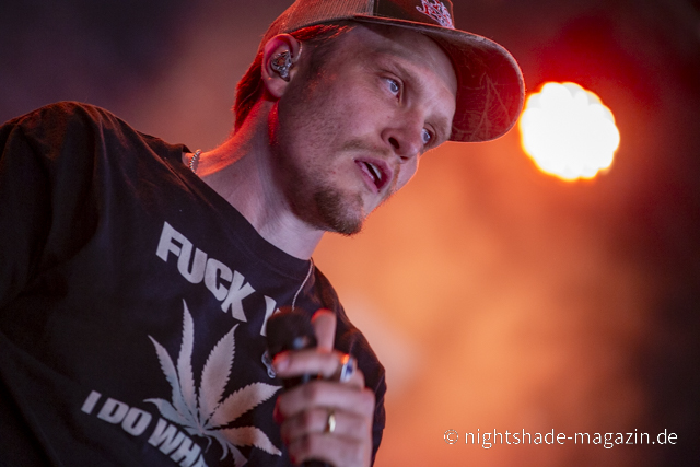 Neck Deep