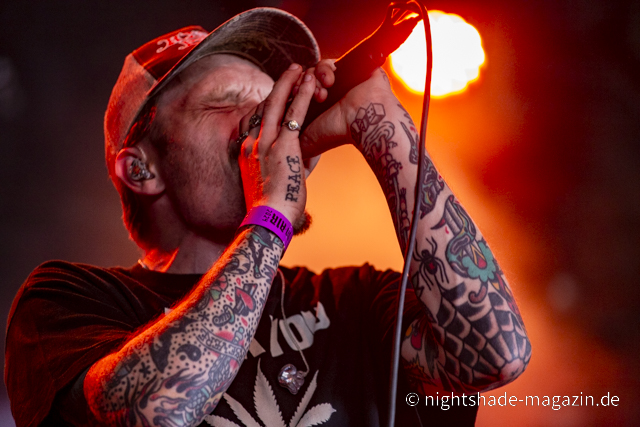 Neck Deep