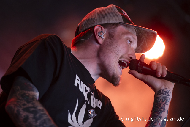 Neck Deep