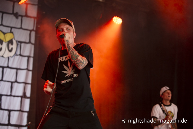 Neck Deep
