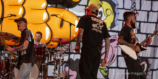 Neck Deep