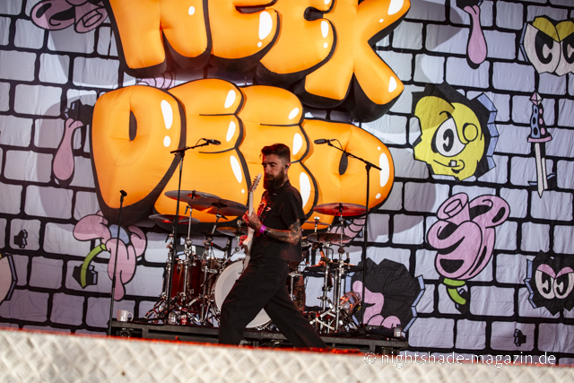 Neck Deep