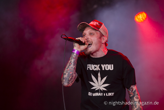 Neck Deep