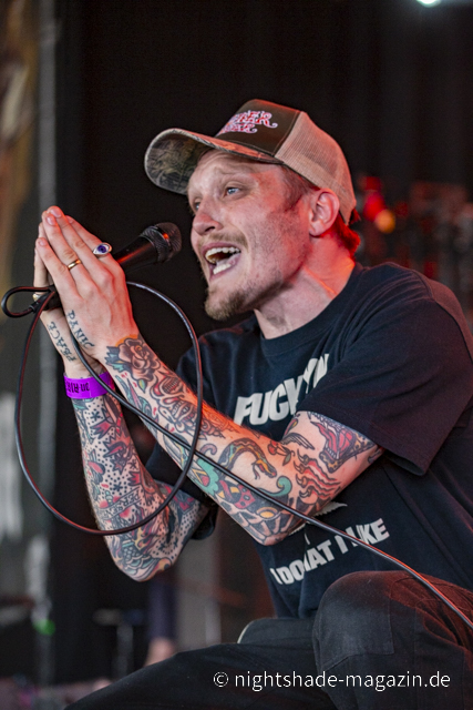 Neck Deep