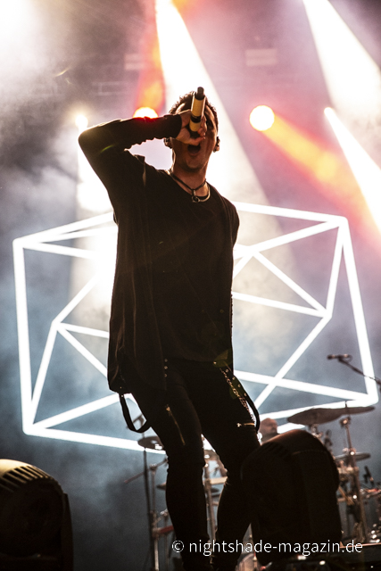 TesseracT