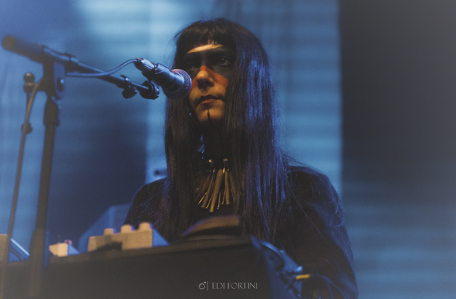 Lili Refrain