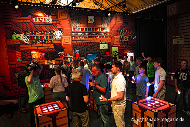 Minecraft Experience: Villagers Rescue
