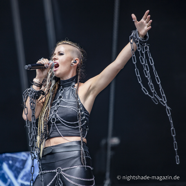 League Of Distortion