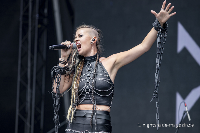 League Of Distortion