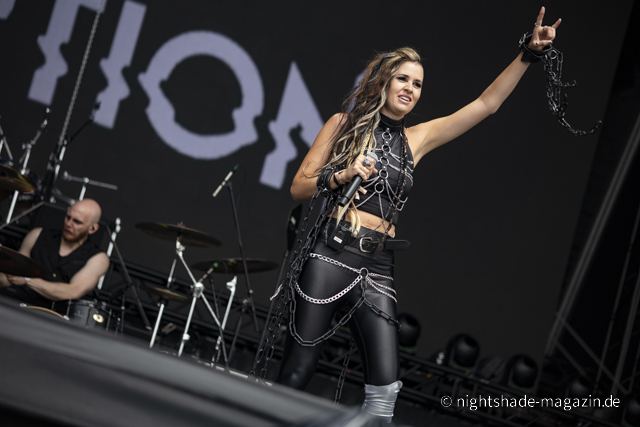 League Of Distortion