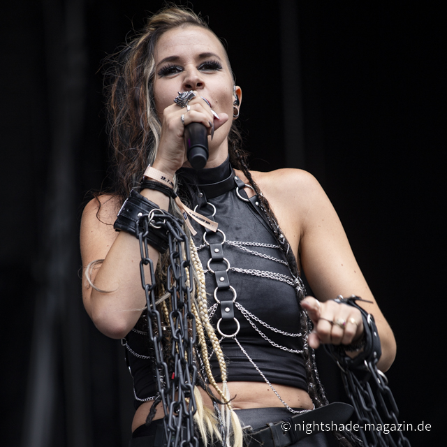 League Of Distortion