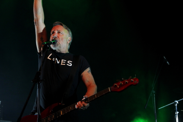 Peter Hook & The Light